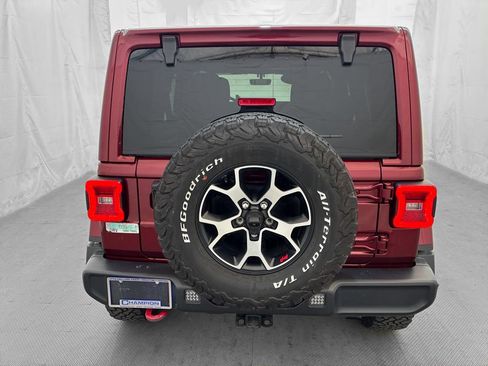 Used 2021 Jeep Wrangler Unlimited Rubicon AWD/4WD image 6