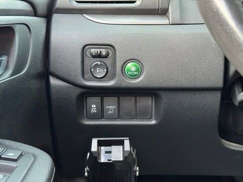 Used 2017 Honda Ridgeline RTL-T image 31