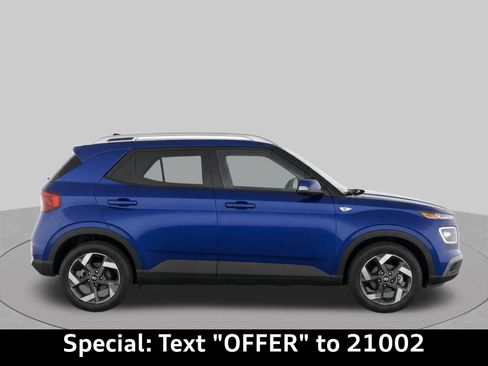 Used 2022 Hyundai Venue Limited FWD image 4