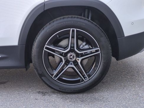 New 2026 Mercedes-Benz GLB 250 4MATIC image 16