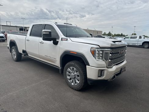 Used 2022 GMC Sierra 2500 Denali AWD/4WD image 4