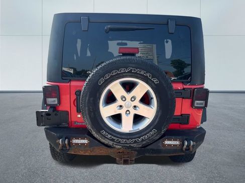 Used 2013 Jeep Wrangler Unlimited Sport AWD/4WD image 3