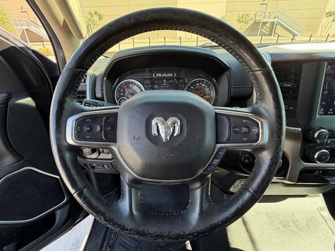 Used 2019 RAM 1500 Laramie AWD/4WD image 13