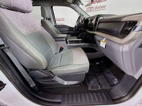 Used 2024 Ford F250 XLT w/ FX4 Off-Road Package image 30