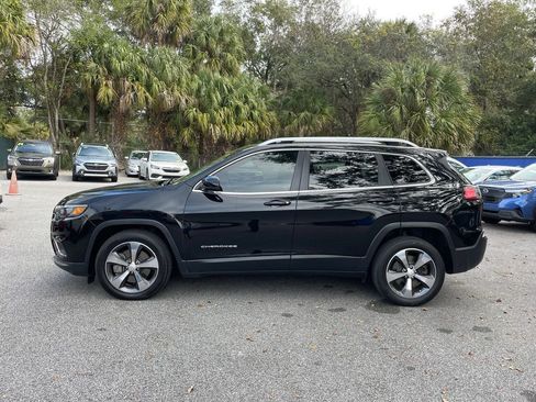 Used 2019 Jeep Cherokee Limited image 4