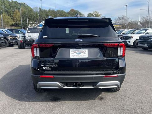 New 2026 Ford Explorer Platinum image 4