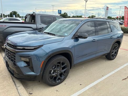 Used 2024 Chevrolet Traverse RS AWD/4WD image 4