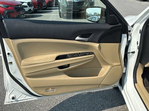 Used 2012 Honda Accord SE image 9