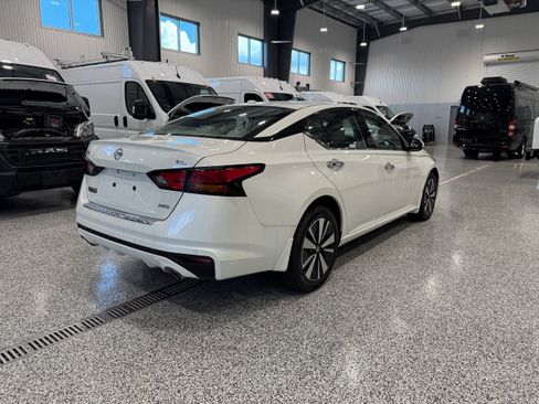 Used 2022 Nissan Altima 2.5 SL AWD/4WD image 5