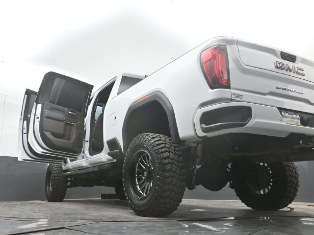 Used 2020 GMC Sierra 2500 Denali w/ Denali Ultimate Package AWD/4WD image 58