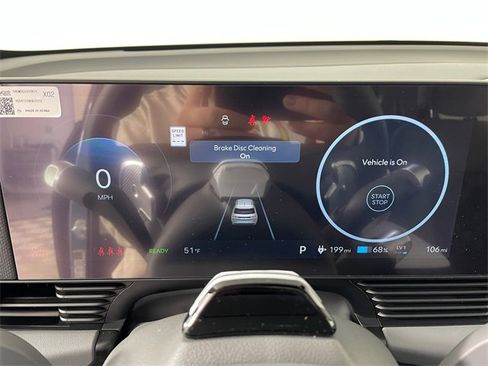 New 2025 Hyundai Ioniq 5 SE image 4