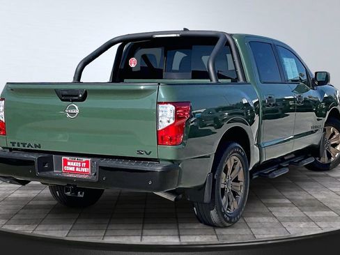 Used 2024 Nissan Titan SV w/ SV Bronze Edition Package RWD image 22
