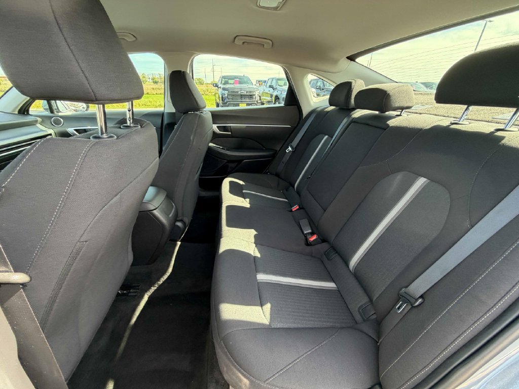 Used 2025 Hyundai Sonata SEL FWD image 20