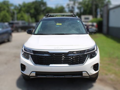 New 2026 Kia Seltos S FWD image 16