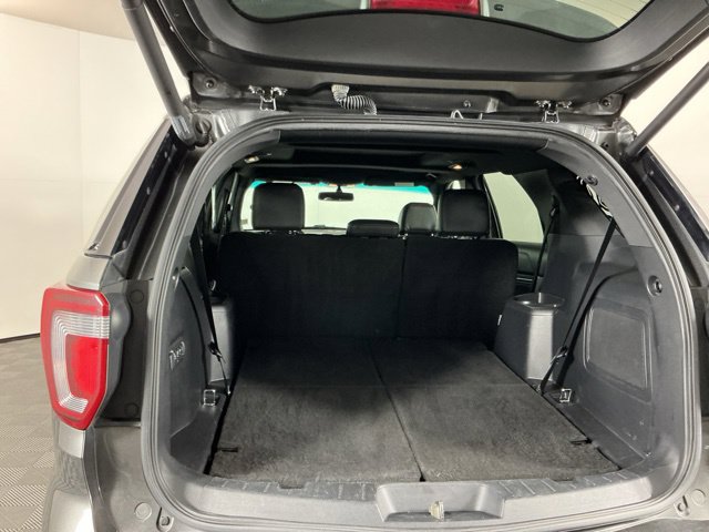 Used 2016 Ford Explorer Sport w/ Equipment Group 401A AWD/4WD image 32