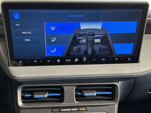 New 2025 Ford Maverick Lobo image 20