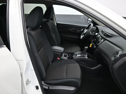 Used 2019 Nissan Rogue S w/ Special Edition Package image 23