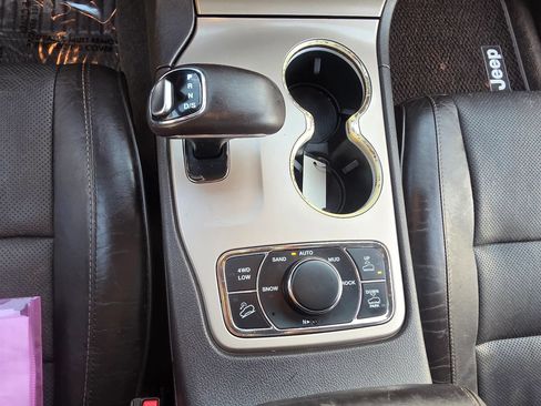 Used 2014 Jeep Grand Cherokee Summit AWD/4WD image 12