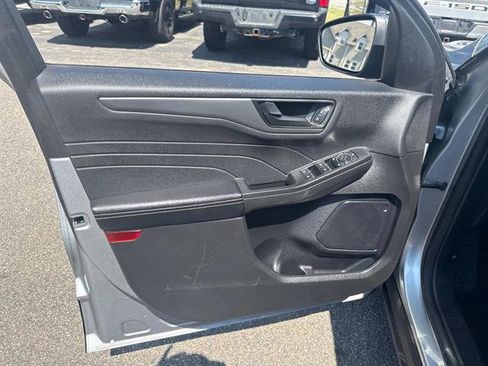 Certified 2023 Ford Escape Active image 18