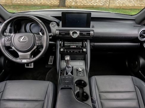 Used 2022 Lexus IS 350 F Sport image 5