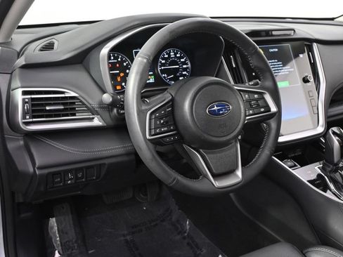 Used 2023 Subaru Outback Touring AWD/4WD image 10