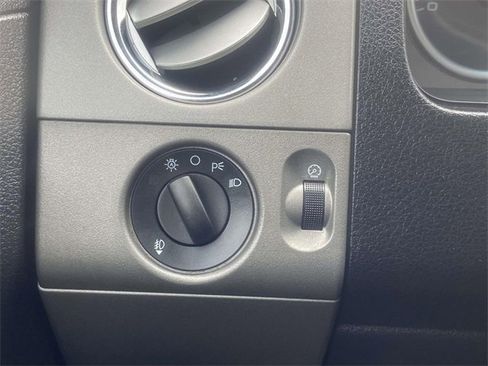 Used 2006 Ford F150 FX4 image 18