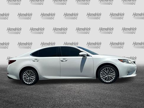 Used 2013 Lexus ES 350 w/ Luxury Pkg FWD image 3