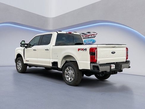 New 2026 Ford F250 Lariat w/ Lariat Ultimate Package image 3