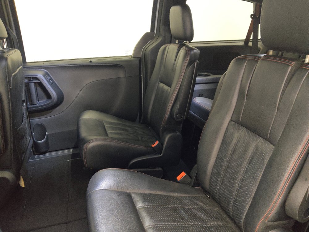 Used 2019 Dodge Grand Caravan GT FWD image 18