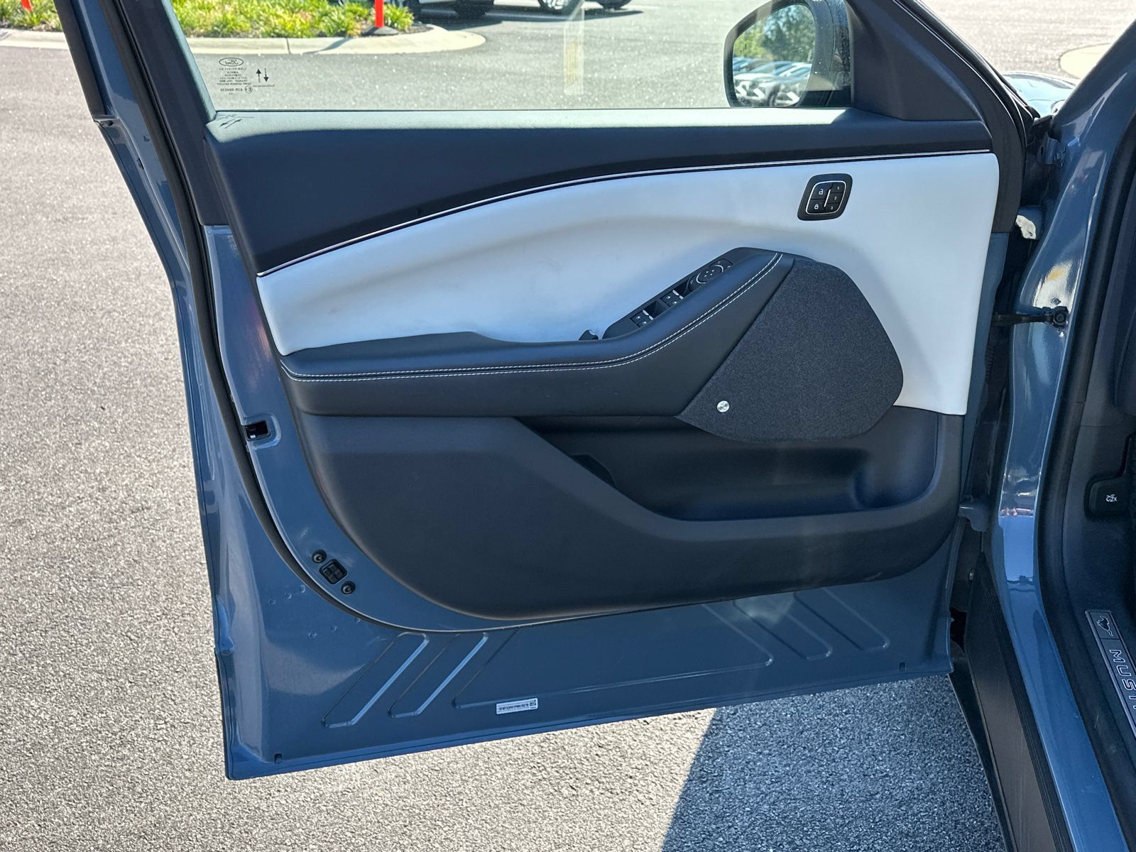 Used 2023 Ford Mustang Mach-E Premium RWD image 12