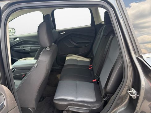 Used 2019 Ford Escape SE AWD/4WD image 16