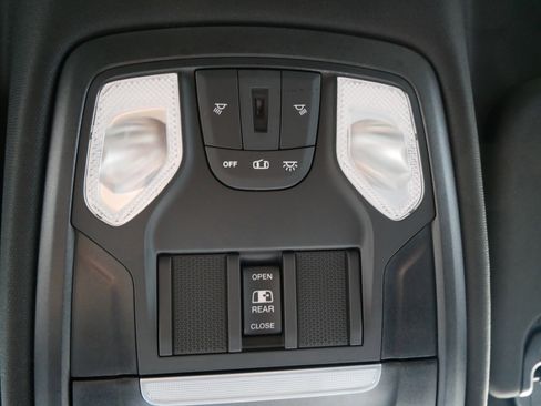 Used 2022 RAM 1500 Big Horn image 24