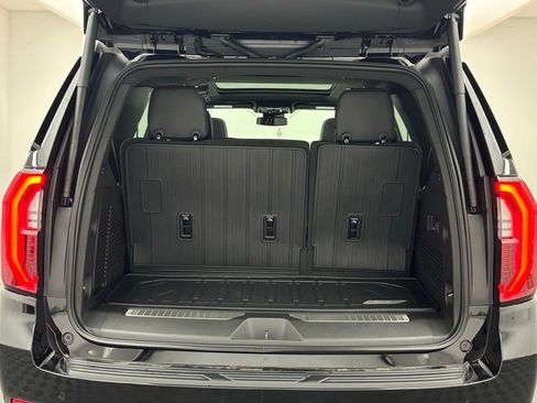 New 2026 GMC Yukon Denali w/ Sun & Power Step Package image 10
