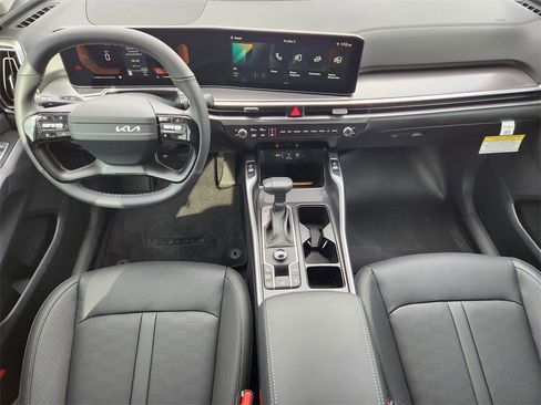 New 2026 Kia Sorento S image 18