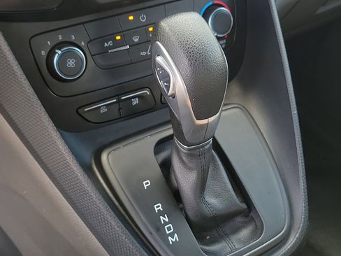 Used 2023 Ford Transit Connect XL image 9