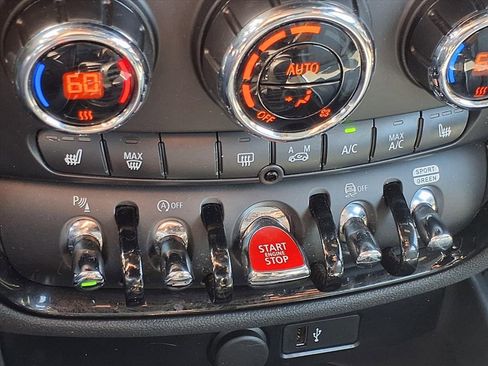 Used 2023 MINI Cooper Clubman S w/ MINI Untold Edition image 11