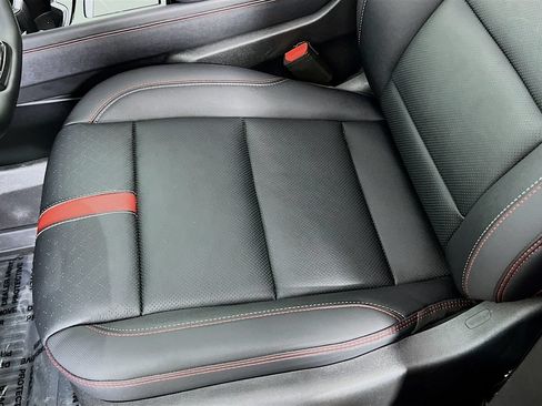 Used 2026 Chevrolet Traverse RS w/ LPO, Floor Liner Package AWD/4WD image 19