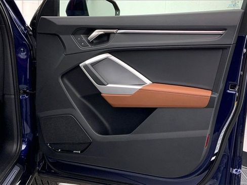 Certified 2025 Audi Q3 2.0T Premium Plus image 24