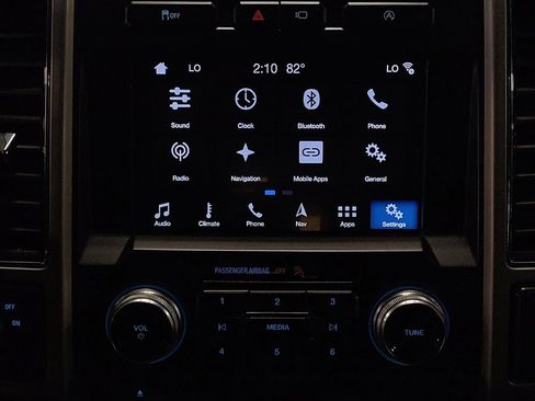 Used 2018 Ford F150 Lariat w/ Equipment Group 502A Luxury RWD image 25