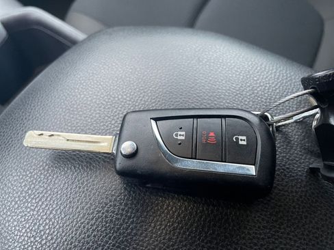 Used 2025 Toyota RAV4 LE image 18