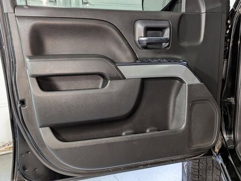 Used 2018 Chevrolet Silverado 1500 LT w/ All Star Edition image 17