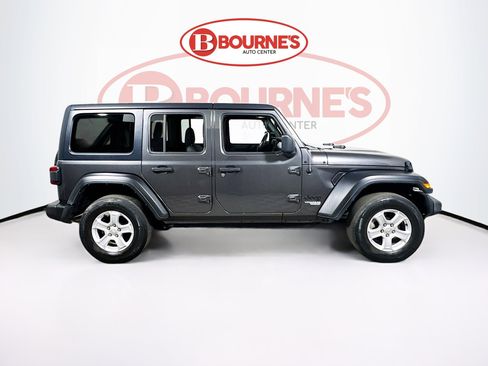 Used 2021 Jeep Wrangler Unlimited Sport image 9