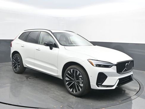 New 2026 Volvo XC60 B5 Ultra w/ Climate Package AWD/4WD image 9
