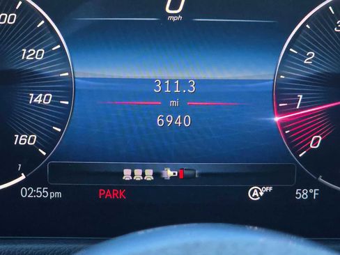 Used 2026 Mercedes-Benz GLB 250 image 26