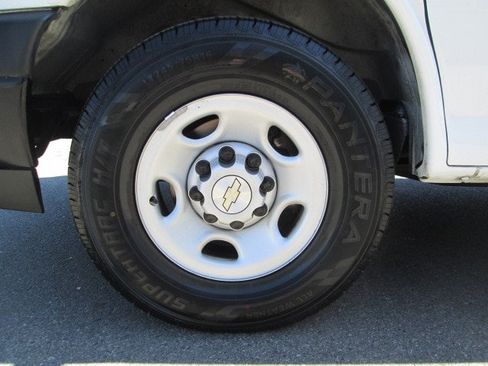 Used 2023 Chevrolet Express 2500 Extended w/ Driver Convenience Package RWD image 8