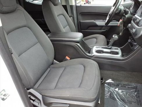 Used 2017 Chevrolet Colorado LT image 28