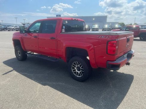 Used 2018 Chevrolet Silverado 1500 Custom w/ Trailering Package AWD/4WD image 2
