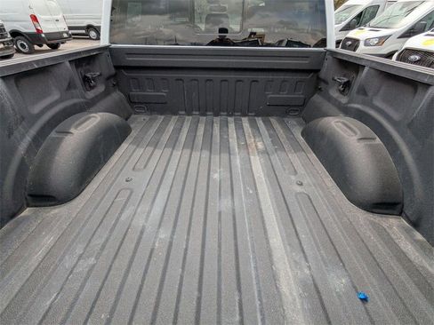 Used 2023 Ford F150 Lariat w/ FX4 Off-Road Package image 31