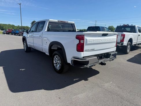 Used 2020 Chevrolet Silverado 1500 LT w/ Z71 Off-Road Package AWD/4WD image 3