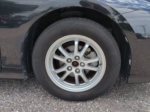Used 2016 Toyota Prius Four FWD image 11